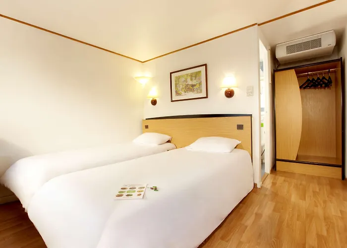 Hotel De La Briere Trignac